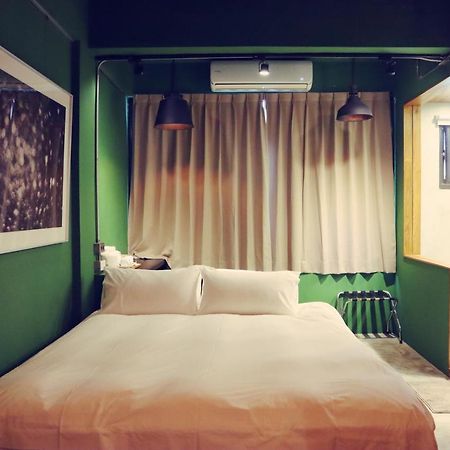 Travel Charger Hostel เมืองฮวาเหลียน ภายนอก รูปภาพ