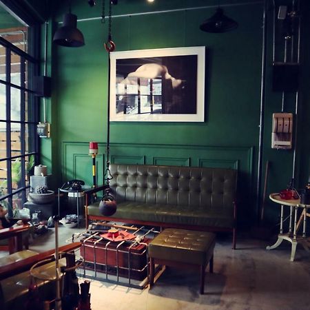 Travel Charger Hostel เมืองฮวาเหลียน ภายนอก รูปภาพ
