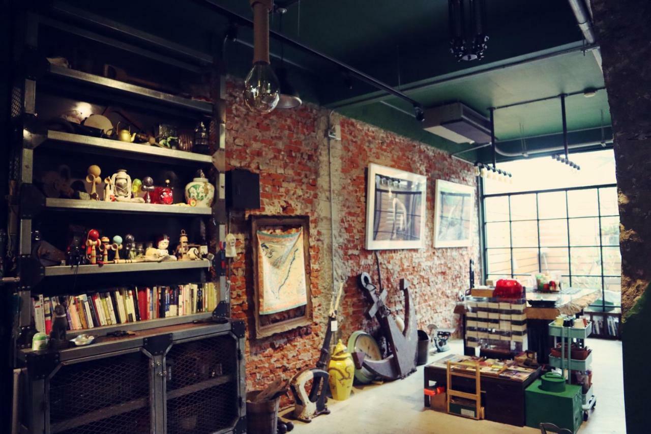Travel Charger Hostel เมืองฮวาเหลียน ภายนอก รูปภาพ